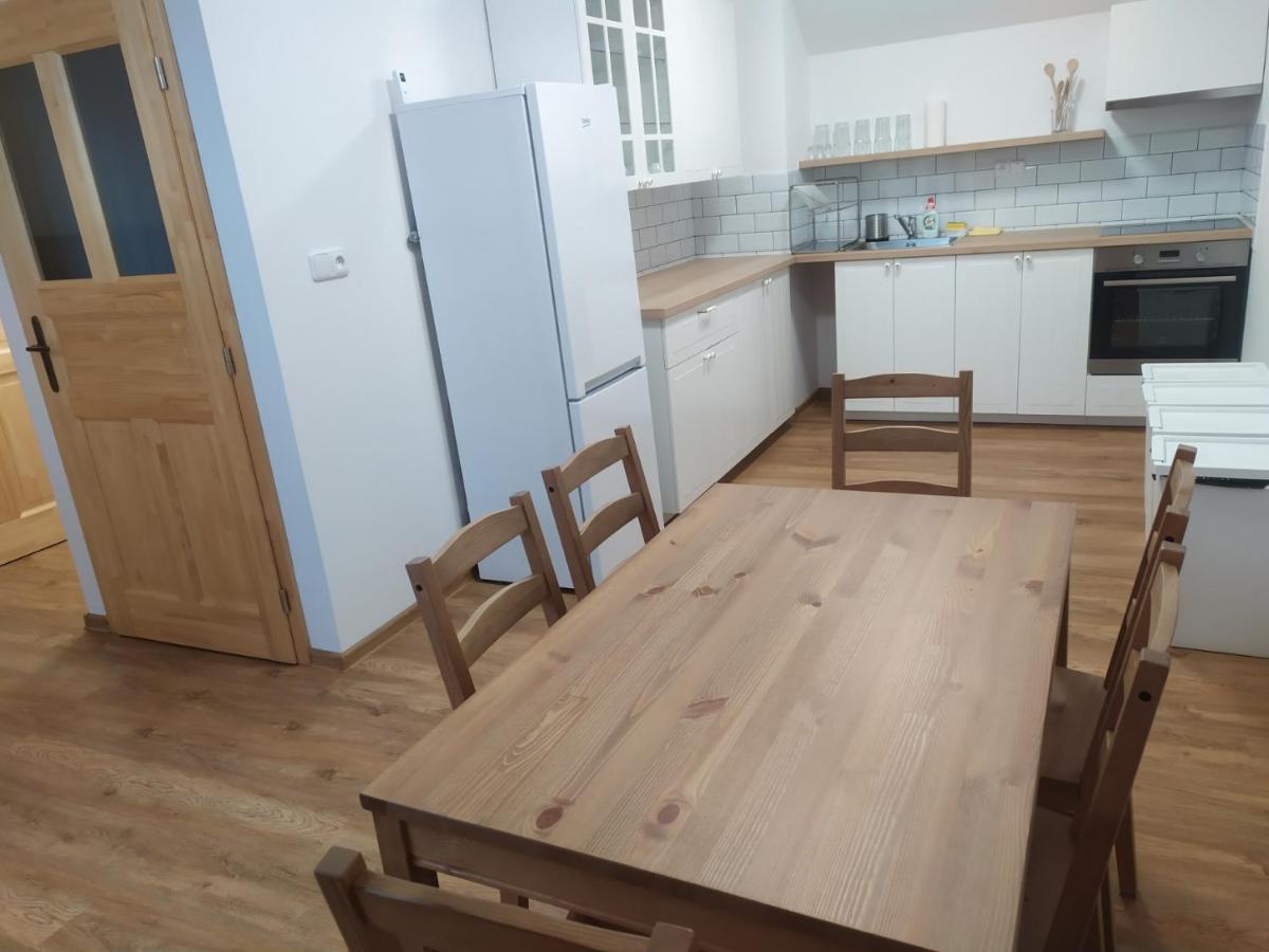 Apartman Postolka Branná Exteriör bild