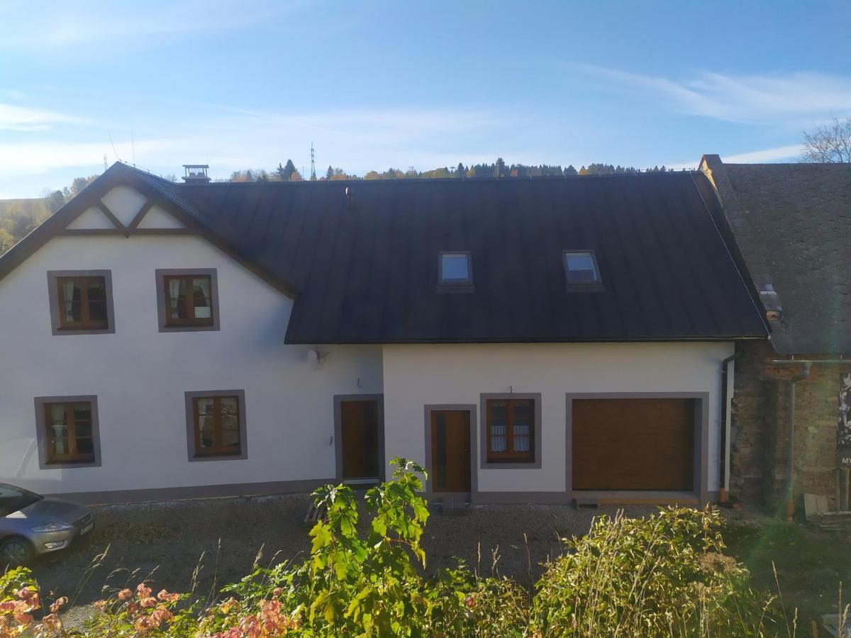 Apartman Postolka Branná Exteriör bild